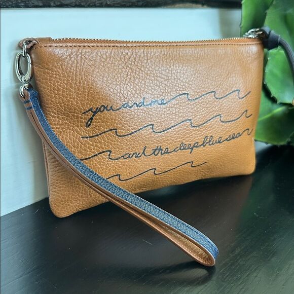Brighton Genuine Leather Nautical Wristlet Crab & Script Design - Picture 2 of 7